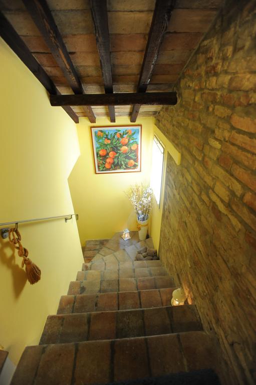 B&B Aurora Domus D'A-Mare Pesaro Buitenkant foto