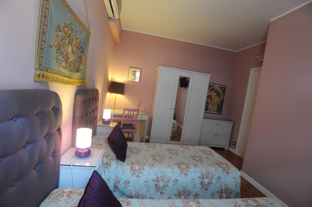 B&B Aurora Domus D'A-Mare Pesaro Kamer foto