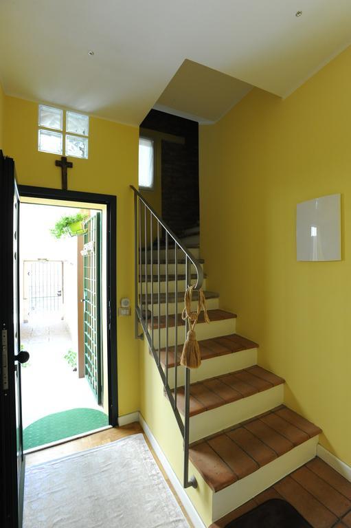 B&B Aurora Domus D'A-Mare Pesaro Buitenkant foto