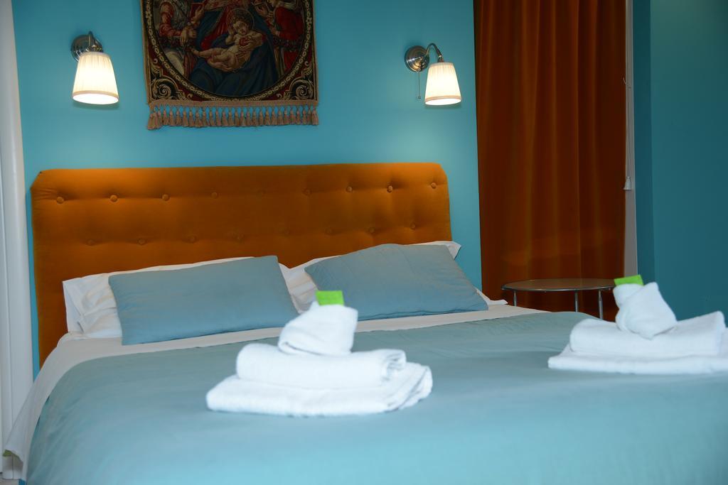 B&B Aurora Domus D'A-Mare Pesaro Buitenkant foto