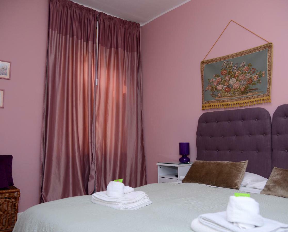B&B Aurora Domus D'A-Mare Pesaro Buitenkant foto